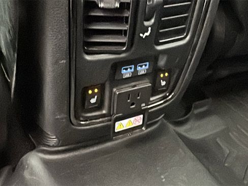 Used 2020 Dodge Durango R/T w/ Blacktop Package image 28