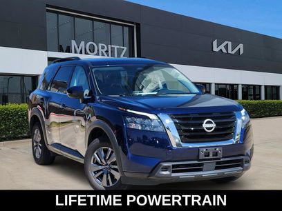 Used 2025 Nissan Pathfinder SV