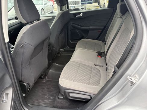 Used 2021 Ford Escape SE w/ Convenience Package FWD image 9