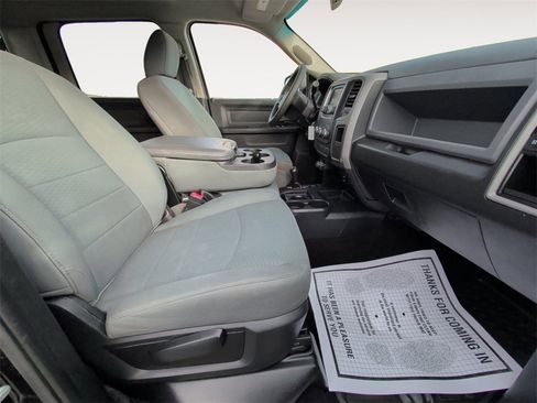 Used 2015 RAM 2500 Tradesman w/ Chrome Appearance Group image 15