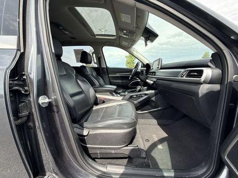 Used 2021 Kia Telluride S FWD image 26