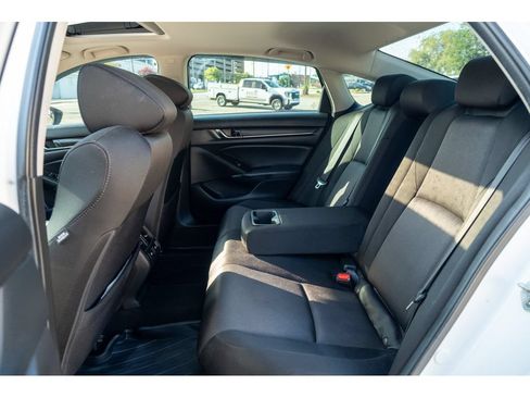 Used 2021 Honda Accord EX image 13