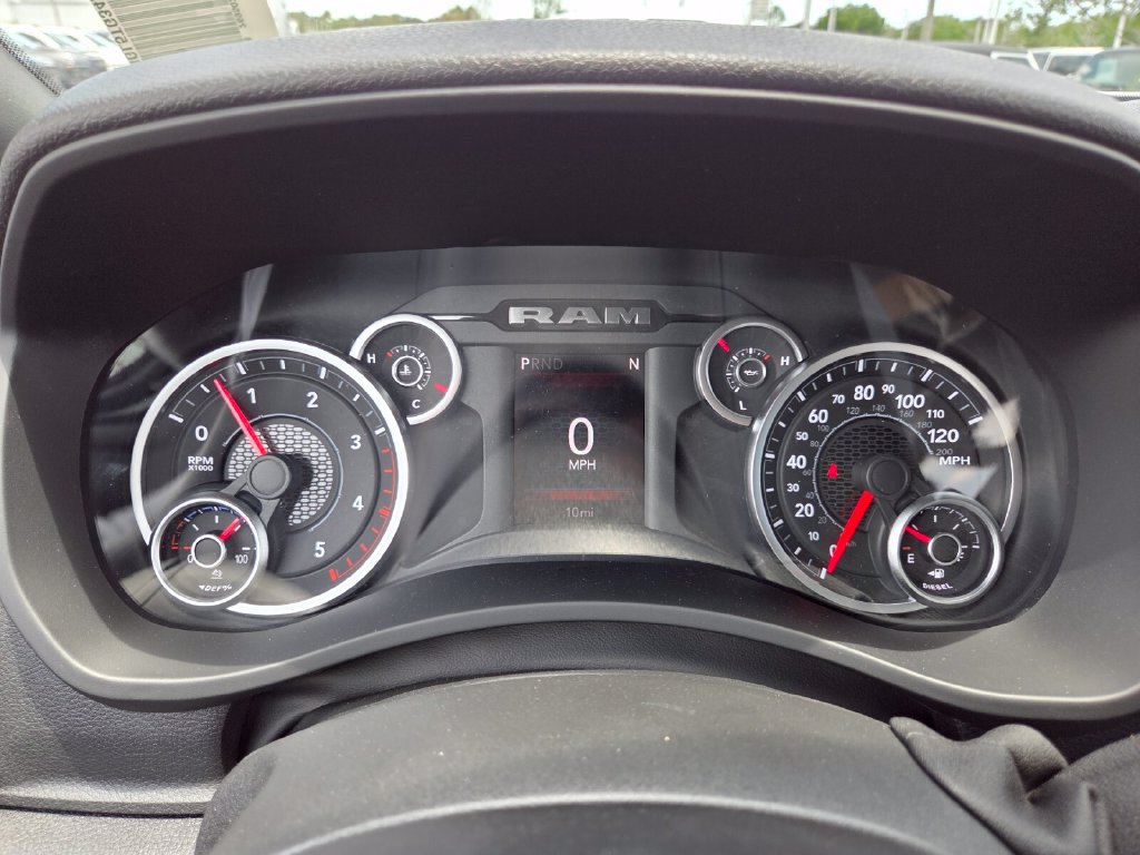 New 2026 RAM 3500 Tradesman AWD/4WD image 35