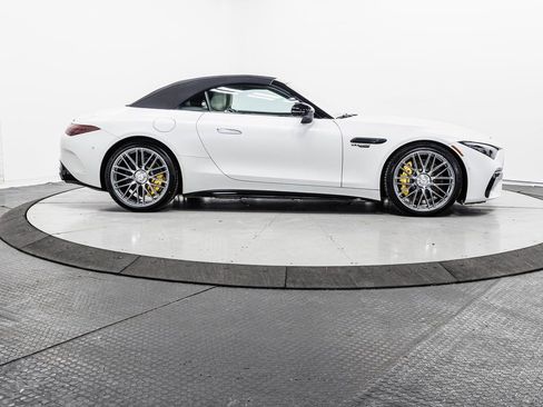 Used 2023 Mercedes-Benz SL 63 AMG 4MATIC image 36