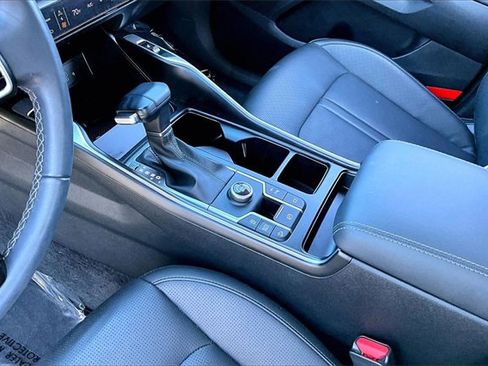 Used 2025 Kia Sorento S image 18