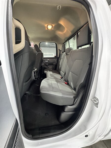 Used 2020 RAM 1500 Big Horn AWD/4WD image 8