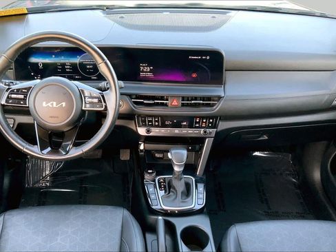 Used 2024 Kia Seltos EX FWD image 14