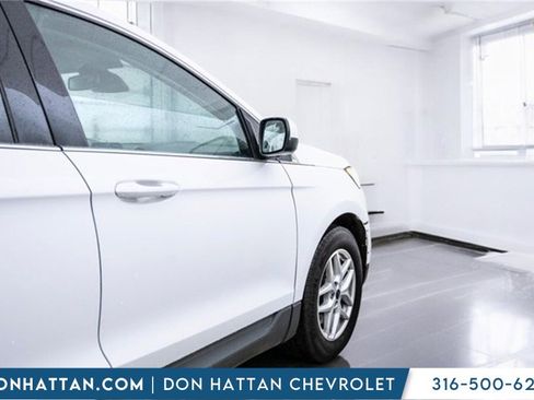 Used 2022 Ford Edge SEL image 38