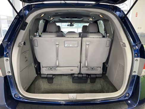 Used 2016 Honda Odyssey Touring image 9