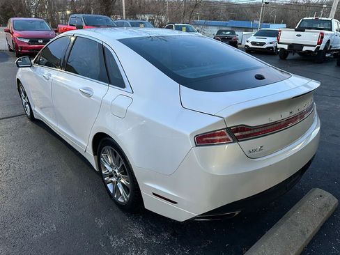 Used 2013 Lincoln MKZ AWD image 3