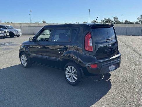Used 2013 Kia Soul + image 7