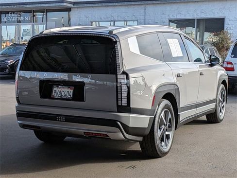 Used 2026 Hyundai Ioniq 9 S image 4