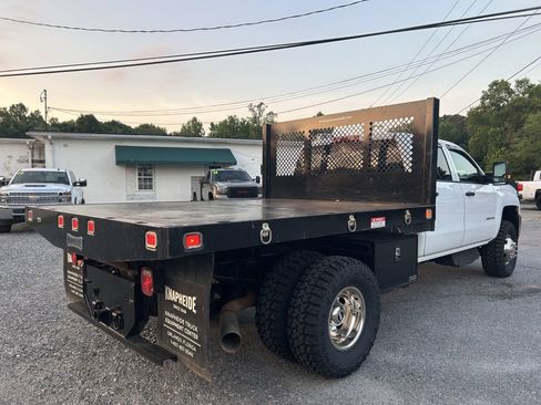 Used 2017 Chevrolet Silverado 3500 W/T w/ WT Convenience Package AWD/4WD image 8