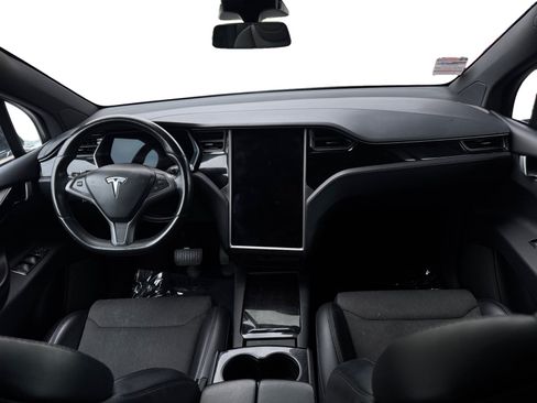 Used 2018 Tesla Model X 75D AWD/4WD image 10