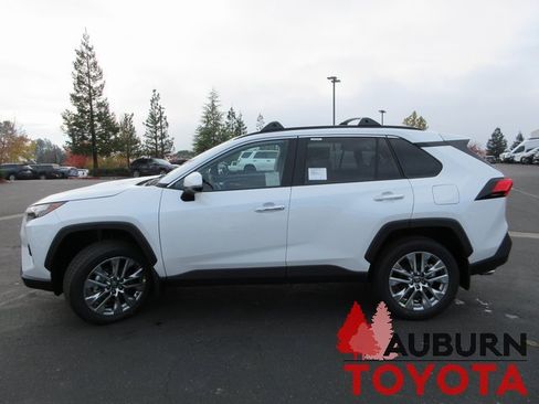 New 2025 Toyota RAV4 Limited image 6