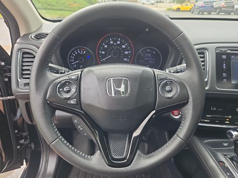 Used 2018 Honda HR-V EX-L image 18