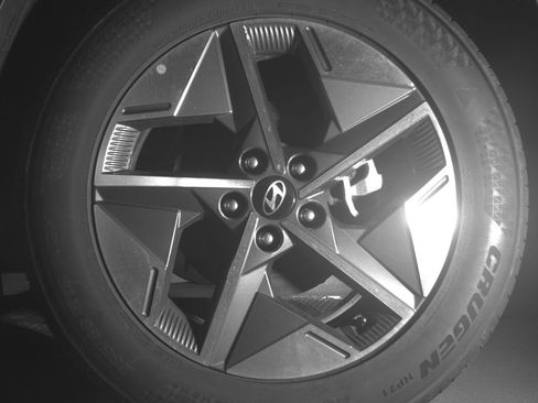 Used 2025 Hyundai Tucson SEL image 14