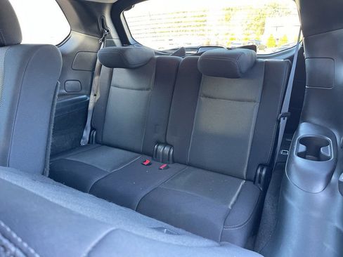 Used 2020 Nissan Pathfinder S AWD/4WD image 21