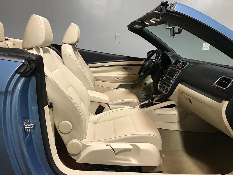 Used 2009 Volkswagen Eos Komfort FWD image 21