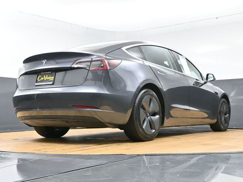 Used 2018 Tesla Model 3 Long Range image 63