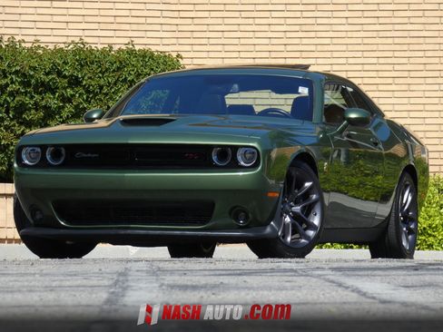 Used 2023 Dodge Challenger R/T Scat Pack w/ Plus Package RWD image 2