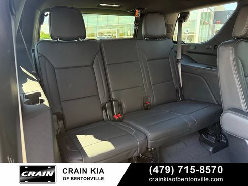 Used 2026 GMC Yukon Denali w/ Sun & Power Step Package AWD/4WD image 32
