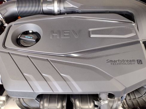 New 2025 Hyundai Sonata Limited image 7