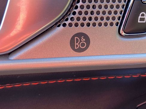 Used 2022 Ford Explorer ST-Line w/ Class IV Trailer Tow Package image 9