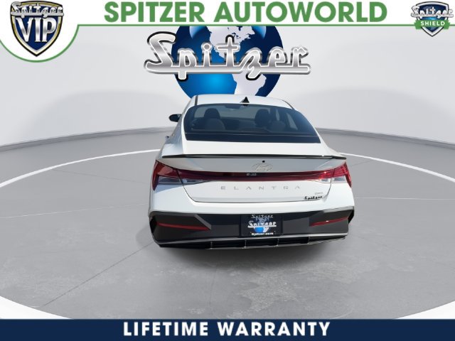 New 2026 Hyundai Elantra SEL FWD image 12