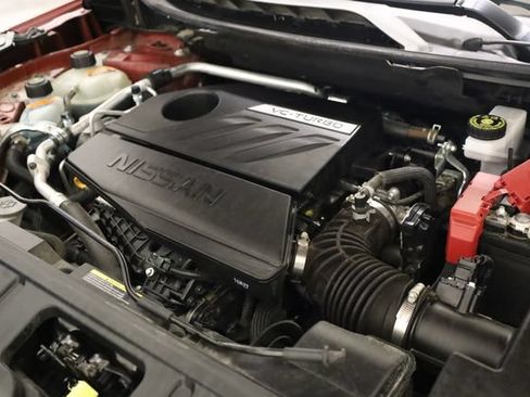 Used 2025 Nissan Rogue SV FWD image 11