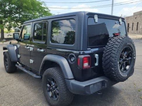 Used 2021 Jeep Wrangler Unlimited Sport AWD/4WD image 23