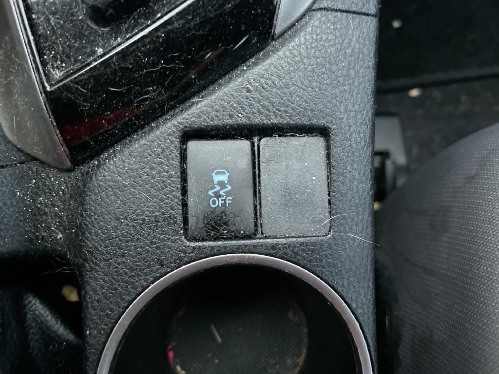 Used 2014 Toyota Corolla LE FWD image 31