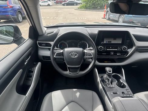 Used 2026 Toyota Highlander XLE AWD/4WD image 13