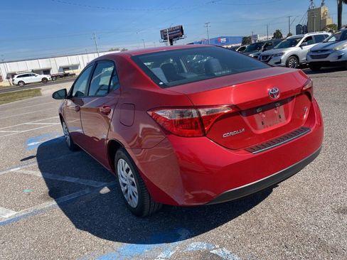 Used 2019 Toyota Corolla LE image 5