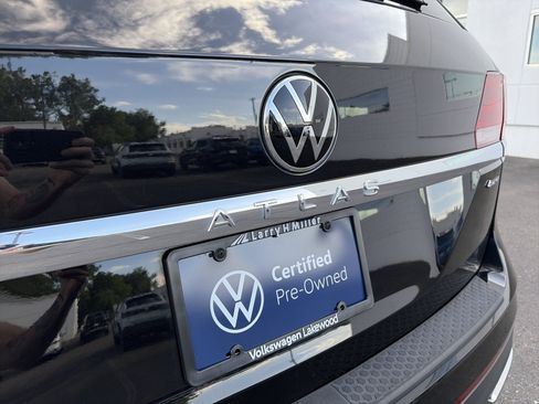 Used 2023 Volkswagen Atlas SEL AWD/4WD image 29