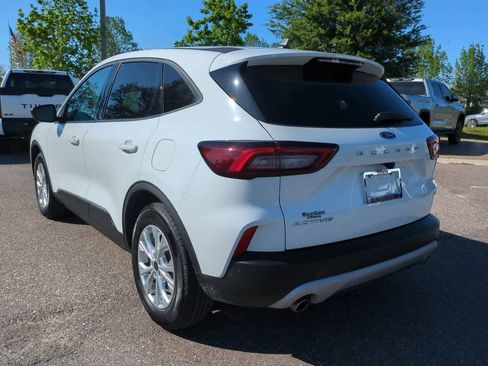 Used 2025 Ford Escape Active FWD image 4