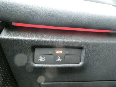 New 2026 Volkswagen Tiguan SEL R-Line image 34