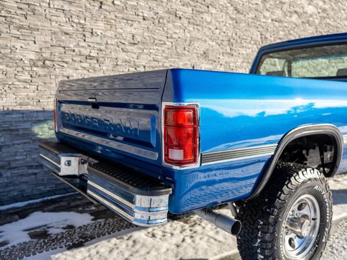 Used 1992 Dodge D/W Truck 250 image 28