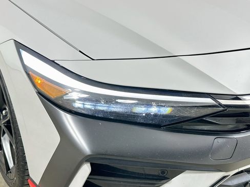Used 2025 Hyundai Elantra N FWD image 9