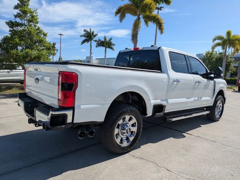 Used 2023 Ford F350 Lariat w/ Chrome Package AWD/4WD image 4