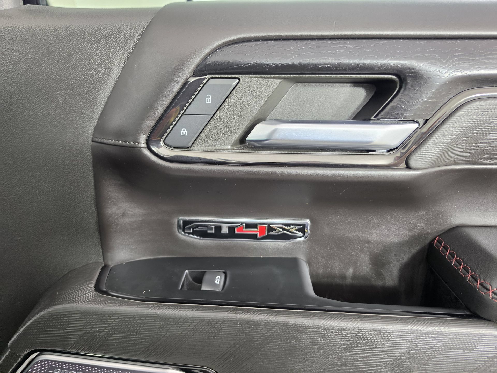 Used 2022 GMC Sierra 1500 AT4X AWD/4WD image 38