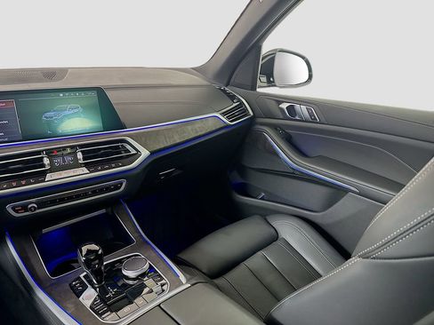 Used 2022 BMW X5 xDrive40i image 24