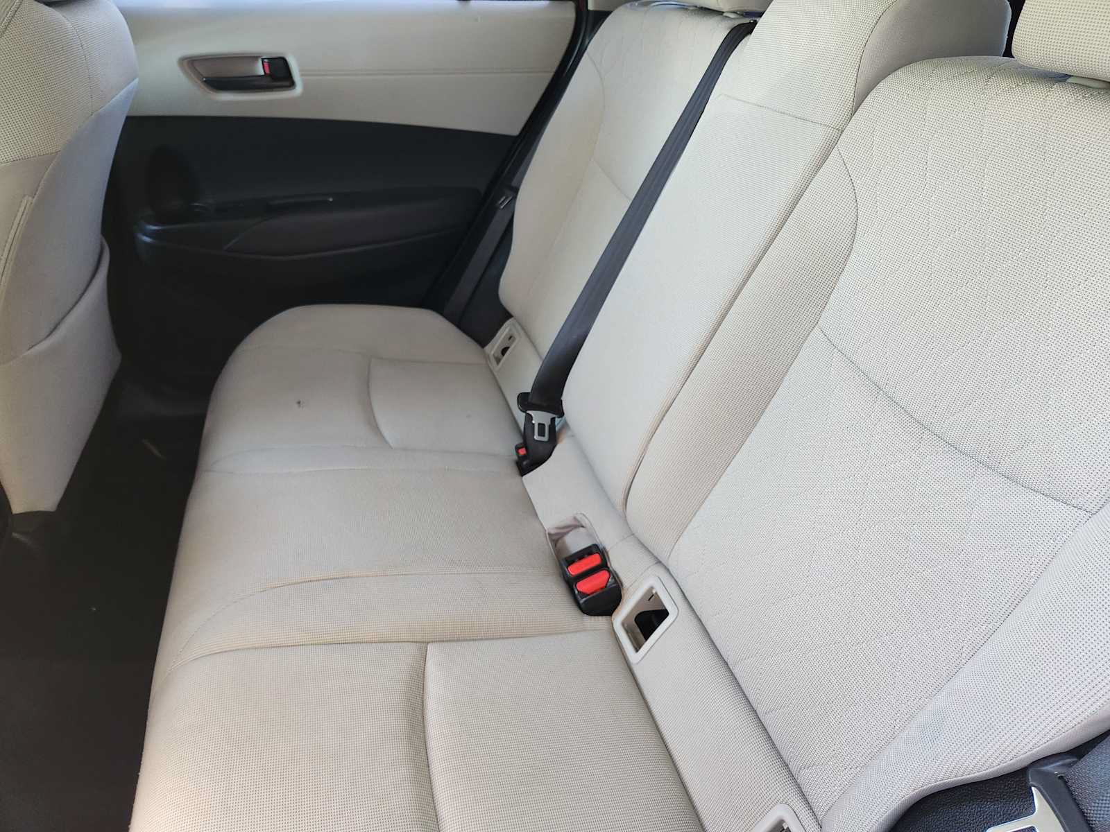 Used 2022 Toyota Corolla Cross LE FWD image 29