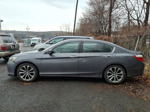 Used 2014 Honda Accord Sport image 4