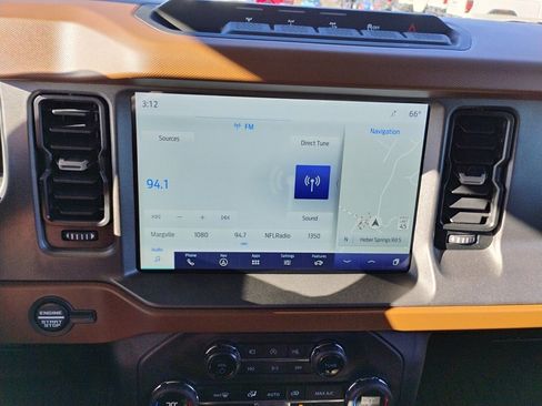 Used 2024 Ford Bronco Outer Banks w/ Sasquatch Package image 27