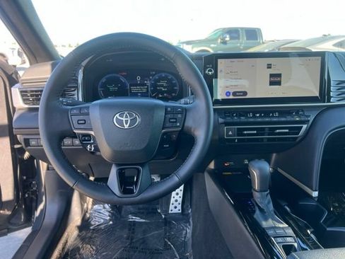 Used 2026 Toyota Camry XSE FWD image 13
