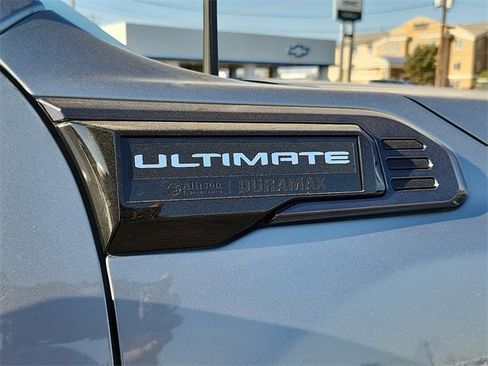 New 2025 GMC Sierra 2500 Denali Ultimate w/ Max Trailering Package image 9