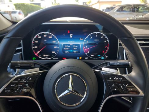 Used 2025 Mercedes-Benz E 350 Sedan image 18