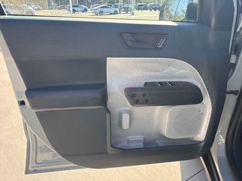 Used 2022 Ford Maverick XLT w/ XLT Luxury Package image 14