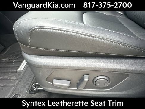 Certified 2026 Kia Sportage EX w/ EX Panorama Roof Package image 16